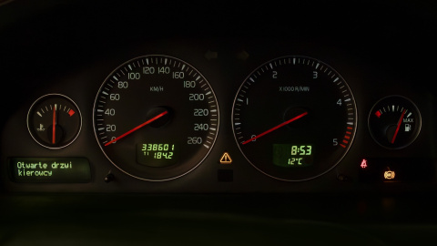 Volvo XC70 polskie menu w liczniku