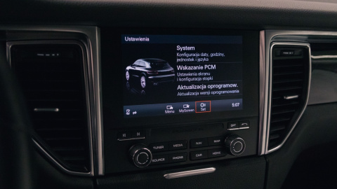 Porsche Macan PCM 4.0 MIB2 polskie menu, polski lektor, zmiana regionu