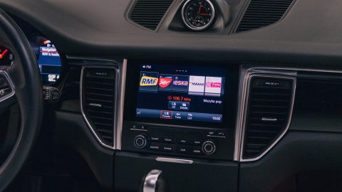 Porsche Macan PCM 4.0 MIB2 polskie menu, polski lektor, zmiana regionu