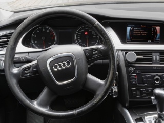 Audi A4 B8 (2007–2011) – Wgranie polskiego menu