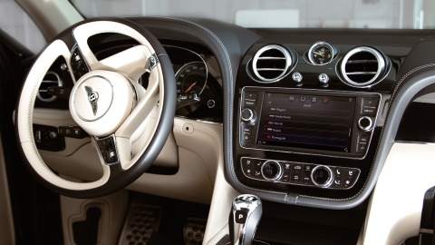 BENTLEY BENTAYGA - polskie menu, polski lektor, zmiana regionu