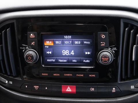 Dodge Ram Promaster City polskie menu, zmiana regionu
