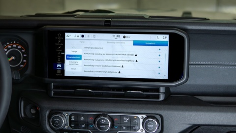 JEEP WRANGLER UCONNECT 5 HARMAN BECKER 12.3" polskie menu, polski lektor, zmiana regionu
