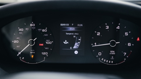 Dodge Ram Promaster polskie menu, zmiana regionu